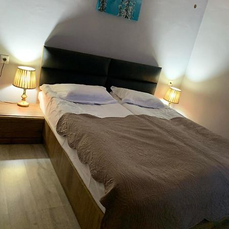 Tetne Qor Guesthouse 梅斯蒂亚 外观 照片